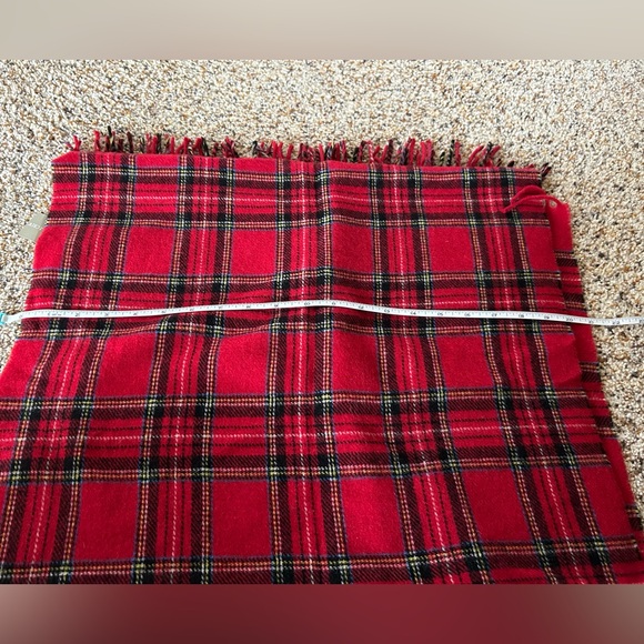 NWT, J. Crew, Red Tartan Italian Wool Plaid Fringed Scarf - Picture 2 of 4